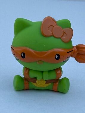 2025 McDonald's Hello Kitty x Teenage Mutant Ninja Turtles Michelangelo Happy